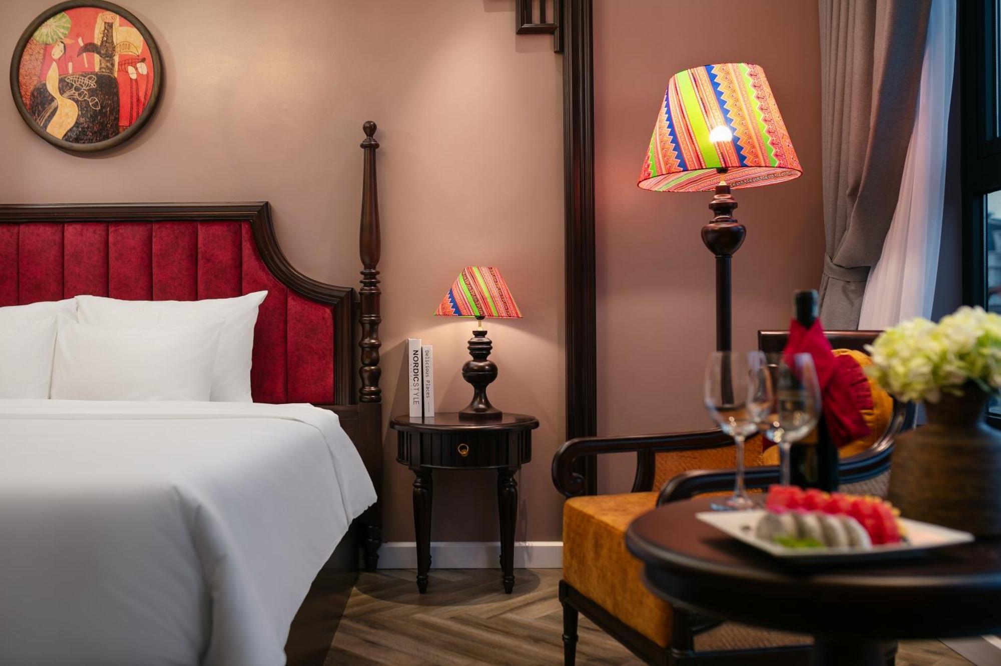 Acoustic Hotel & Spa Ханой Екстериор снимка