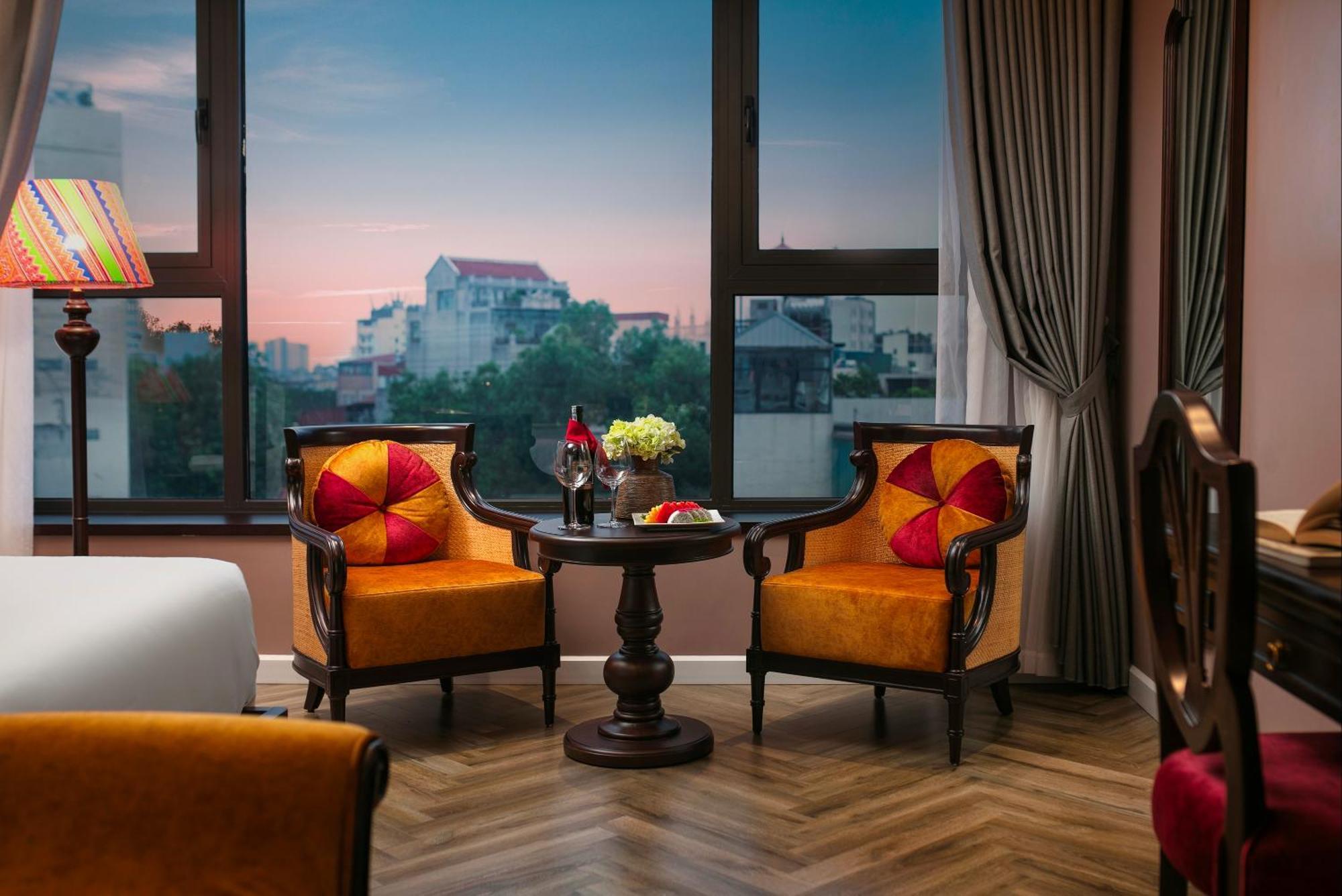 Acoustic Hotel & Spa Ханой Екстериор снимка