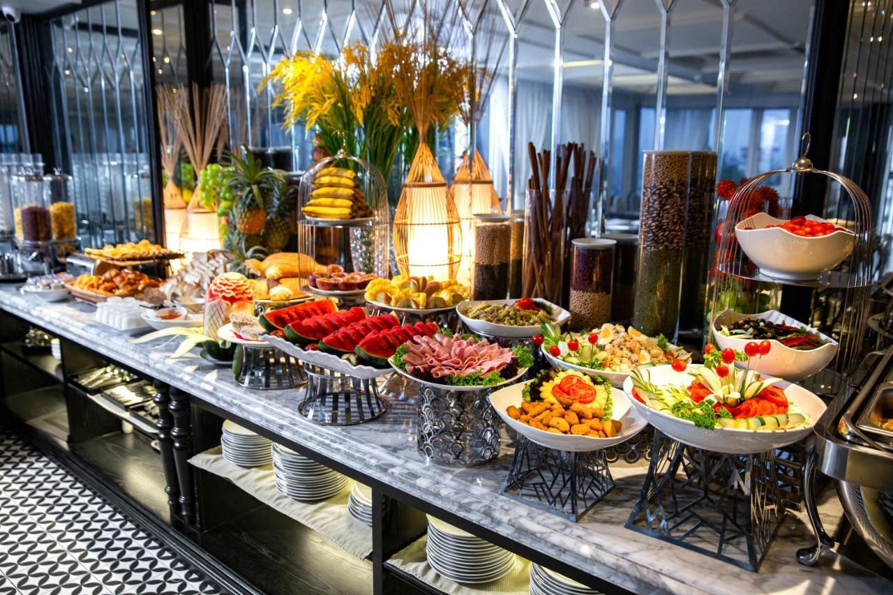 Acoustic Hotel & Spa Ханой Екстериор снимка